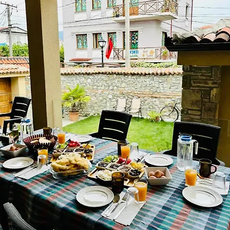 Guest house Villa Zoi A Stay To Remember I Guesthouse Inside The Castle Of Elbasan I Roman Historic District Via Egnatia I Homemade Breakfast