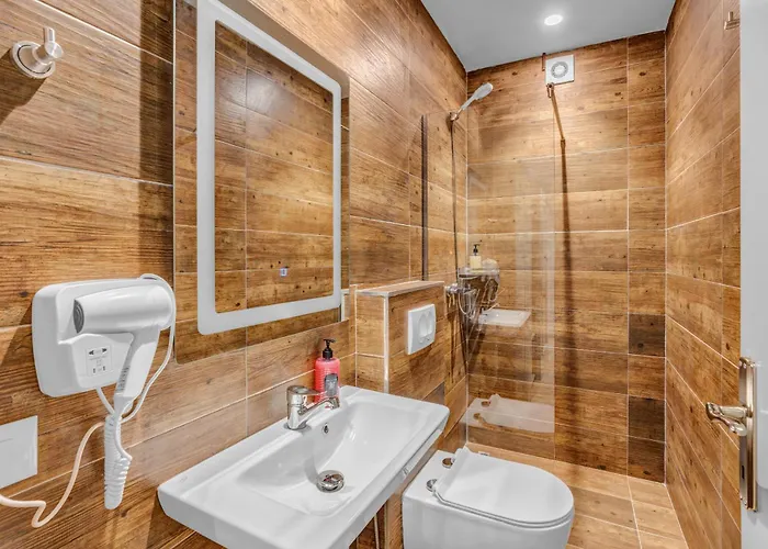 Hotel Zoi A To Remember I Located Inside The Castle Of On A Historic Road Via Egnatia