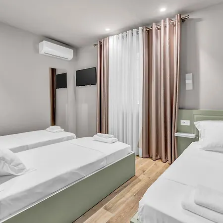 Villa Zoi A Stay To Remember I Guesthouse Located On The Historic Roman Road Via Egnatia Inside Elbasan Castle I Homemade Breakfast ホテル *