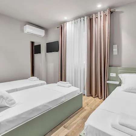 Hotel Zoi A To Remember I Located Inside The Castle Of On A Historic Road Via Egnatia *