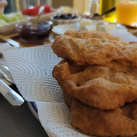 Hotel Zoi A To Remember I Sleep On The Historic Road Via Egnatia Inside The Ancient Walls Of Castle And Wake Up To A Homemade Albanian Breakfast Prepared By A Local Family Elbasan